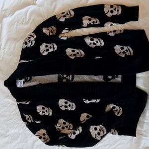 Women's skull sweater, infinity design London brand, black and white